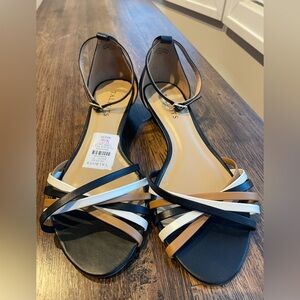 NWT Talbots Capri Sandals - size 8.5